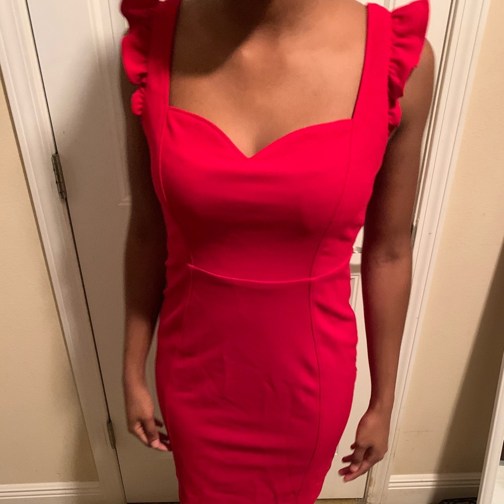 Red ruffle shoulder dress